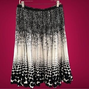 Focus Cotton Skirt